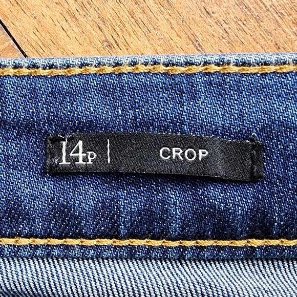 Talbots Flawless Five-Pocket "Crop" Jeans Size 14 Petite - Picture 5 of 16